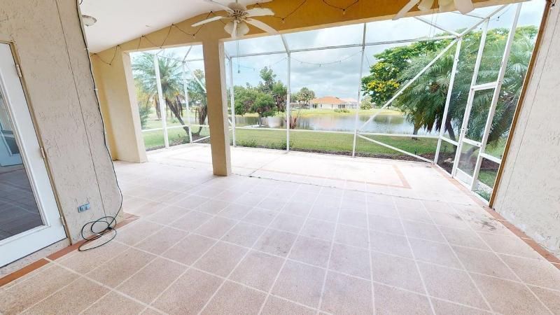 895 SW Lake Charles Circle, Port Saint Lucie, FL 34986 Photo