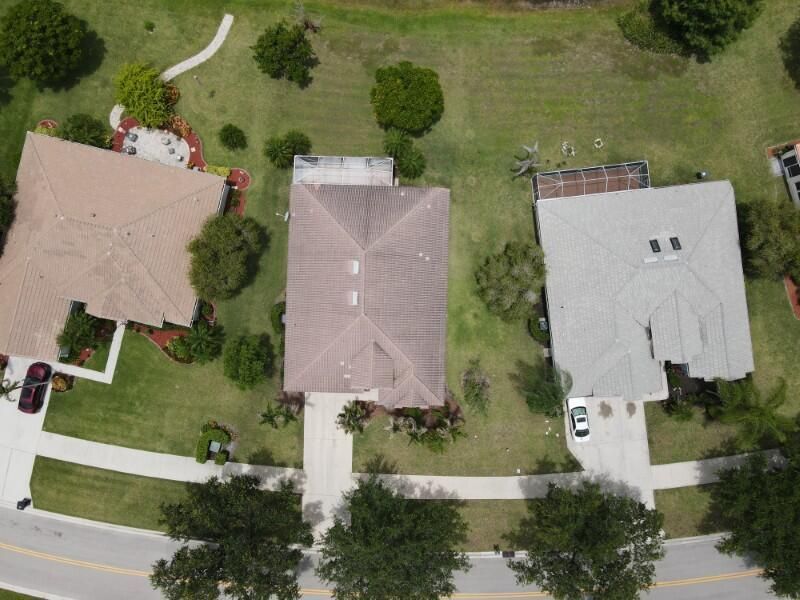 895 SW Lake Charles Circle, Port Saint Lucie, FL 34986 Photo