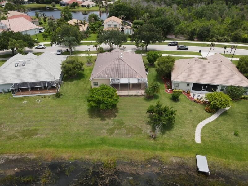 895 SW Lake Charles Circle, Port Saint Lucie, FL 34986 Photo
