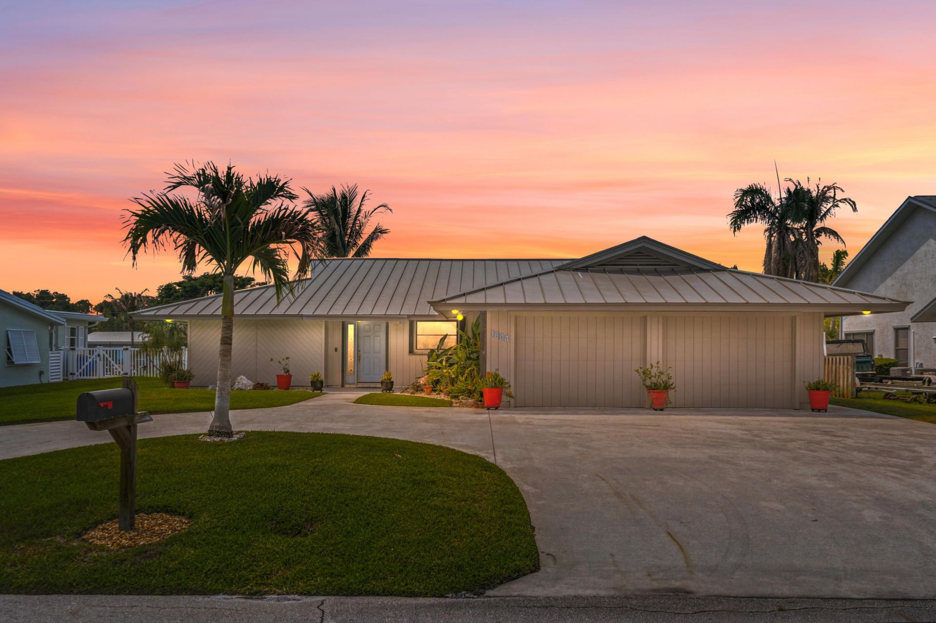 1604 SW Seagull Way, Palm City, FL 34990 Photo