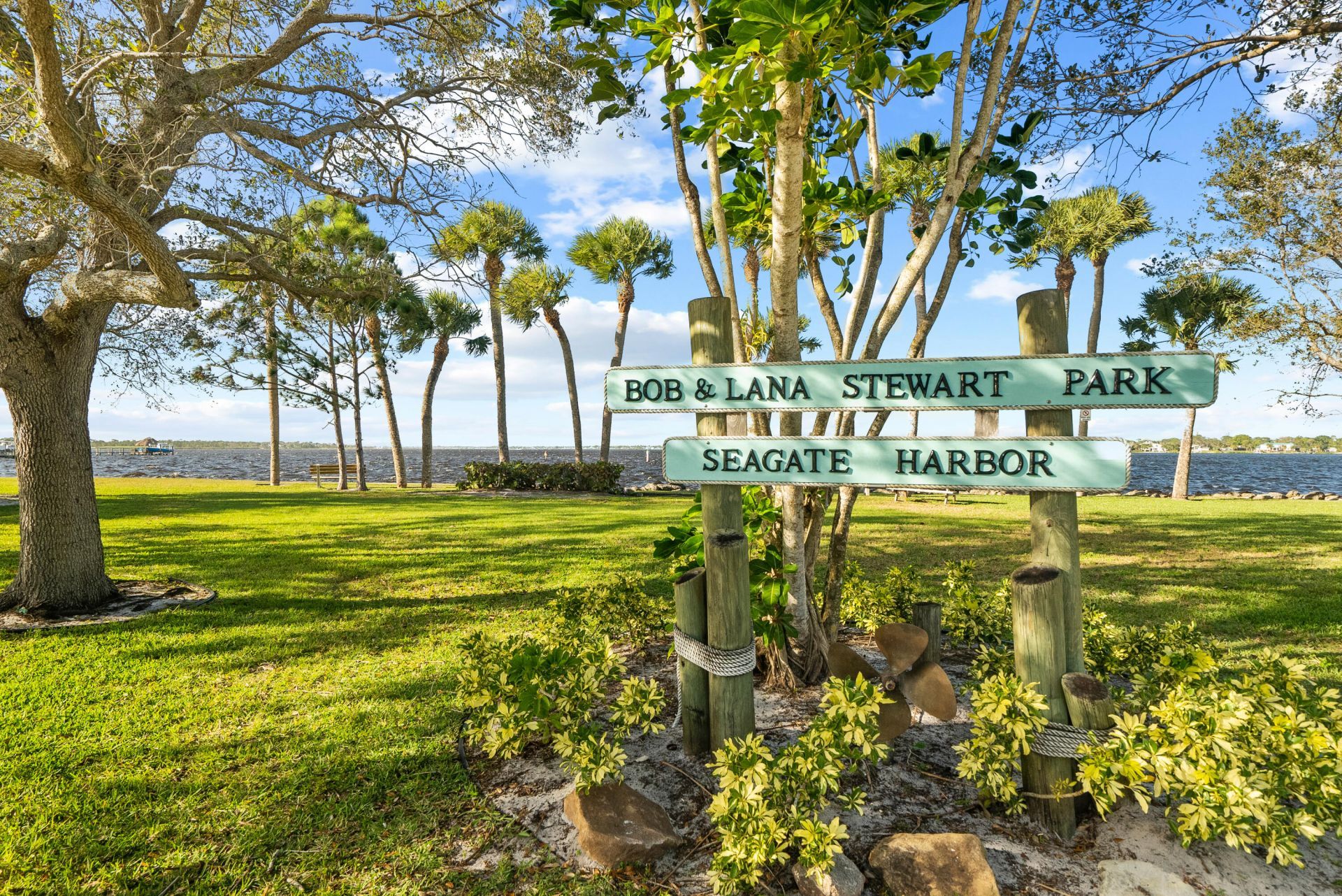 1604 SW Seagull Way, Palm City, FL 34990 Photo