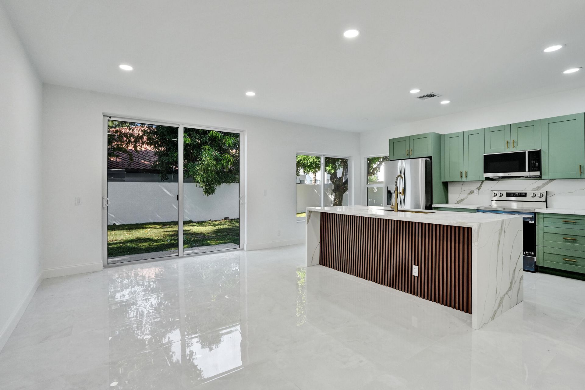 6991 Marion Avenue, Margate, FL 33063 Photo
