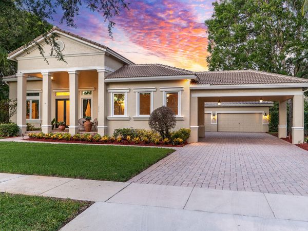 2960 SW 139th Terrace, Davie, FL 33330