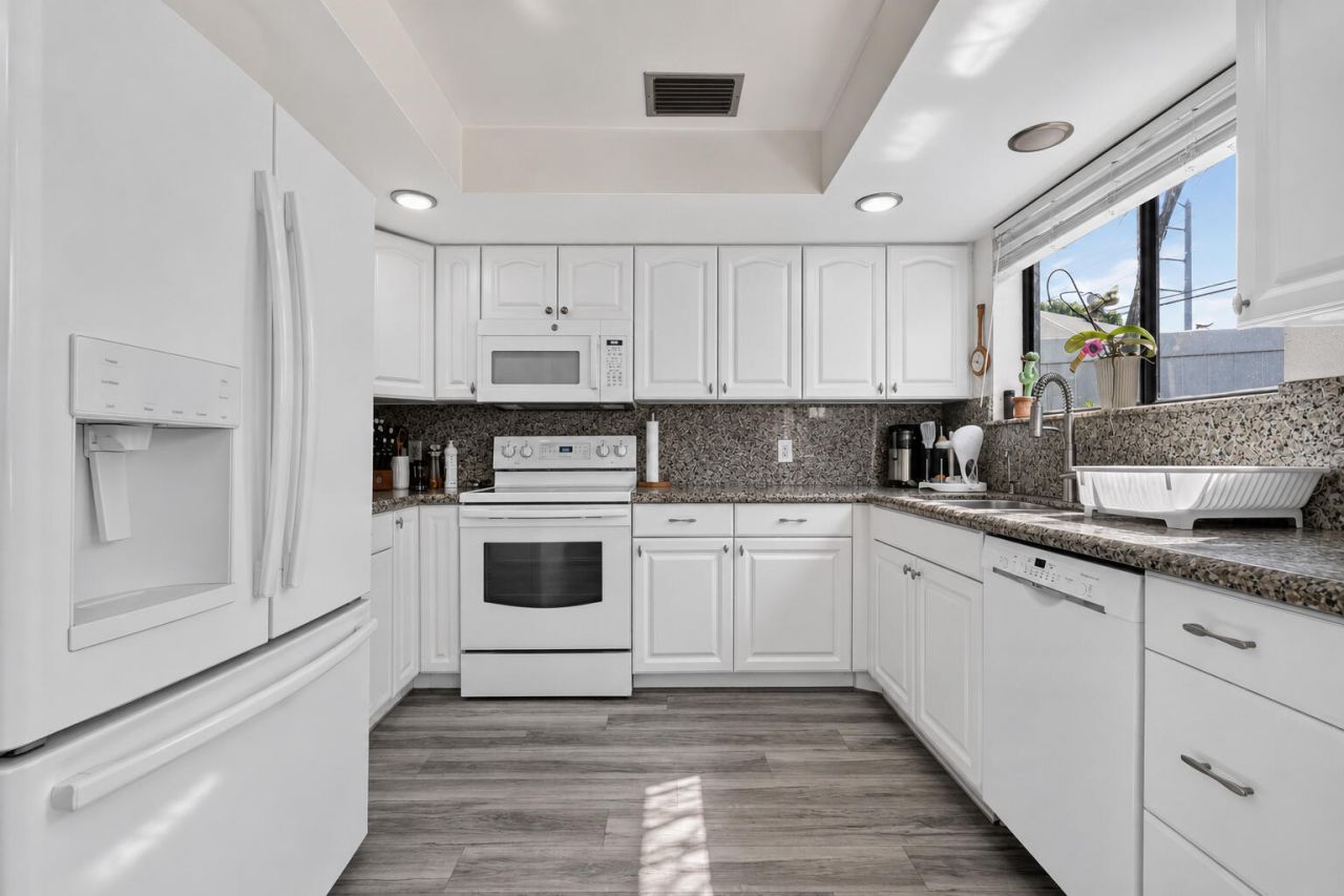 1055 NW 18th Avenue, Delray Beach, FL 33445 Photo