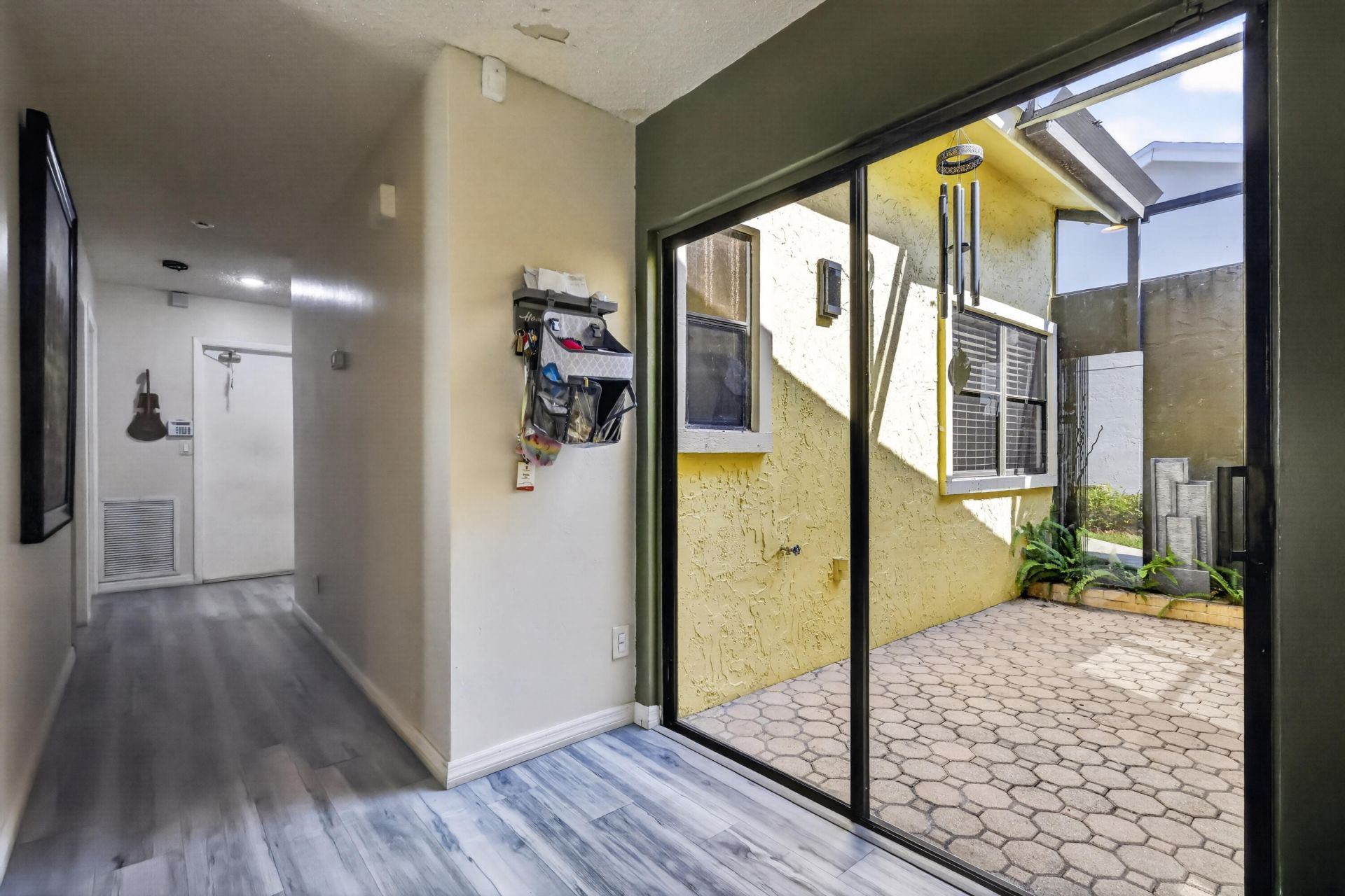 1055 NW 18th Avenue, Delray Beach, FL 33445 Photo