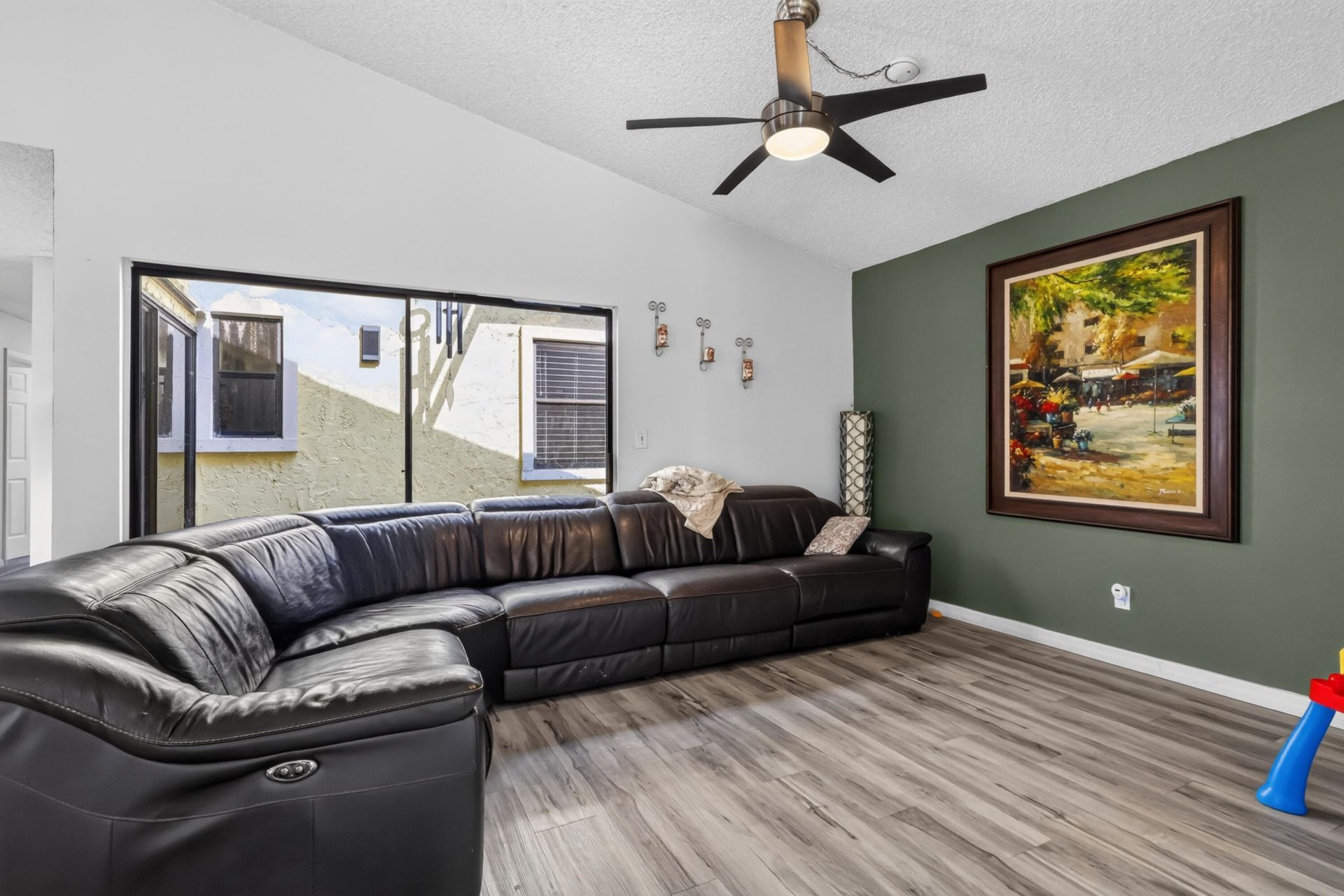 1055 NW 18th Avenue, Delray Beach, FL 33445 Photo
