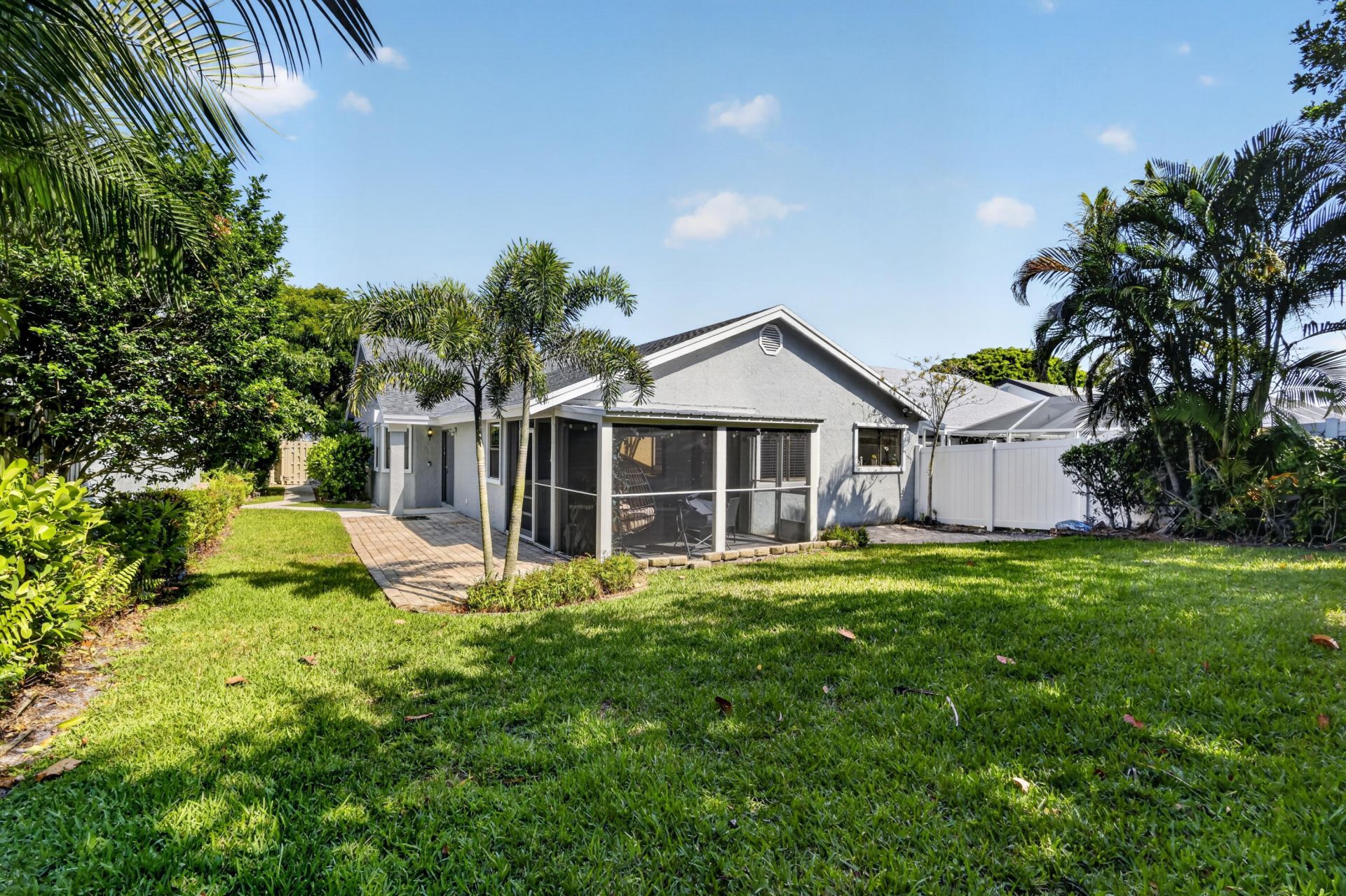 1055 NW 18th Avenue, Delray Beach, FL 33445 Photo
