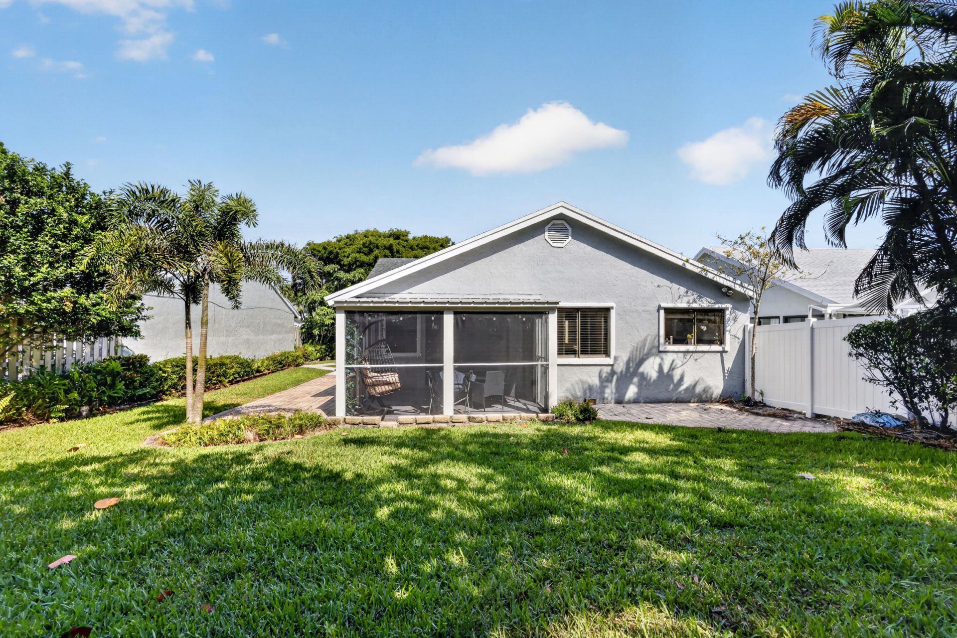 1055 NW 18th Avenue, Delray Beach, FL 33445 Photo