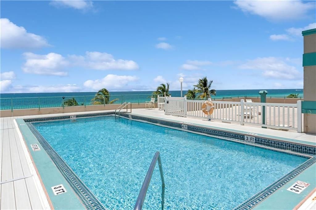 201 Van Buren Street, Unit 205, Hollywood, FL 33019 Photo
