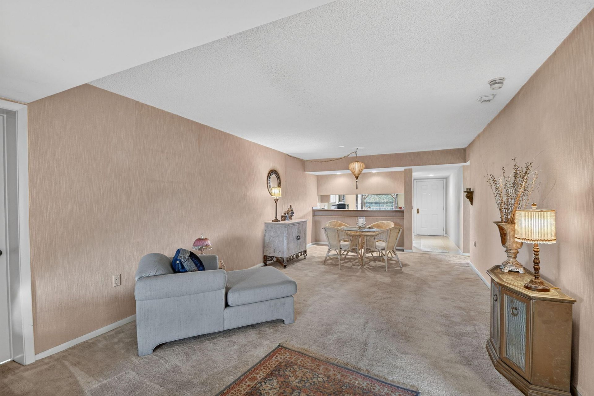 3525 Village Boulevard, Unit 205, West Palm Beach, FL 33409 Photo