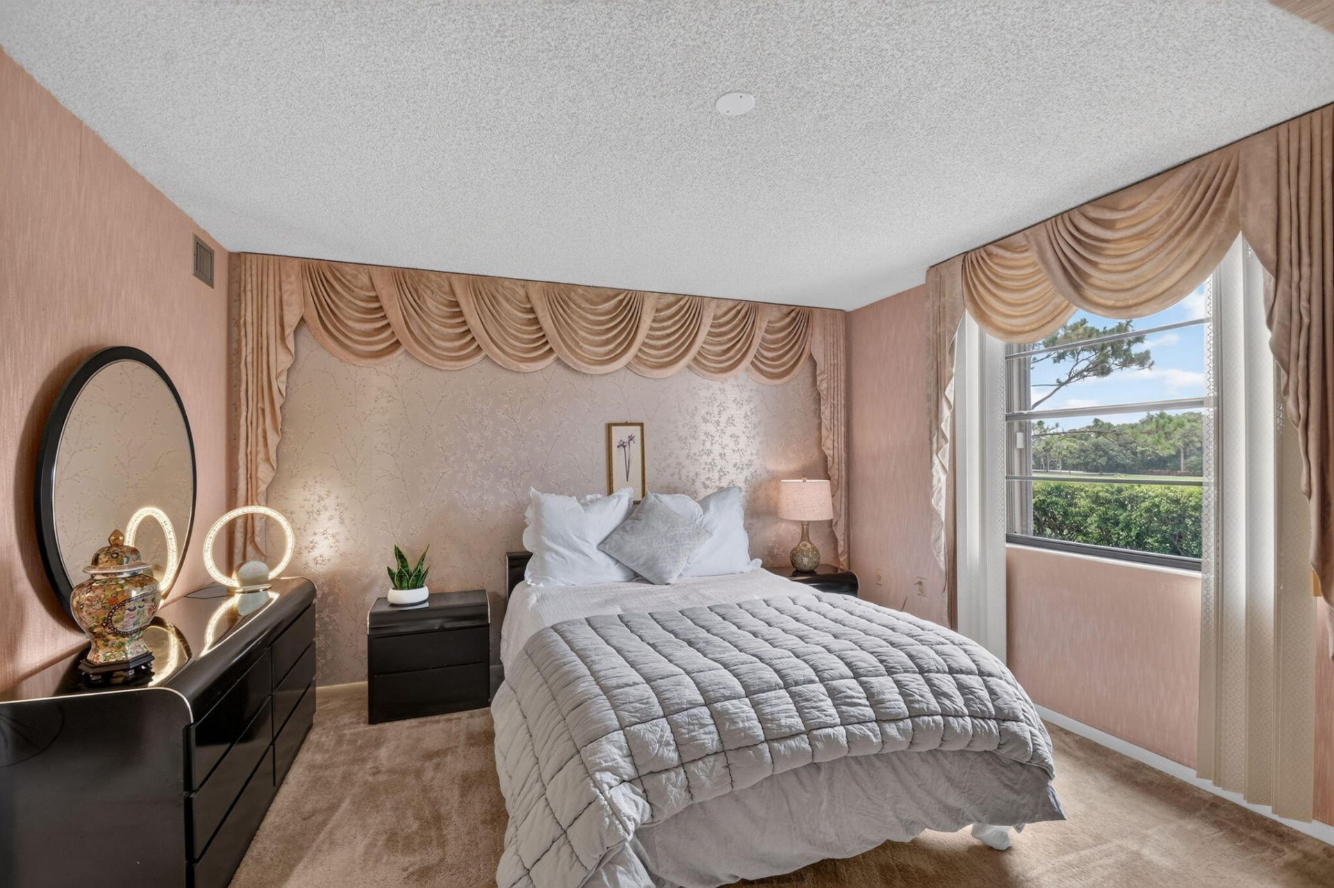 3525 Village Boulevard, Unit 205, West Palm Beach, FL 33409 Photo
