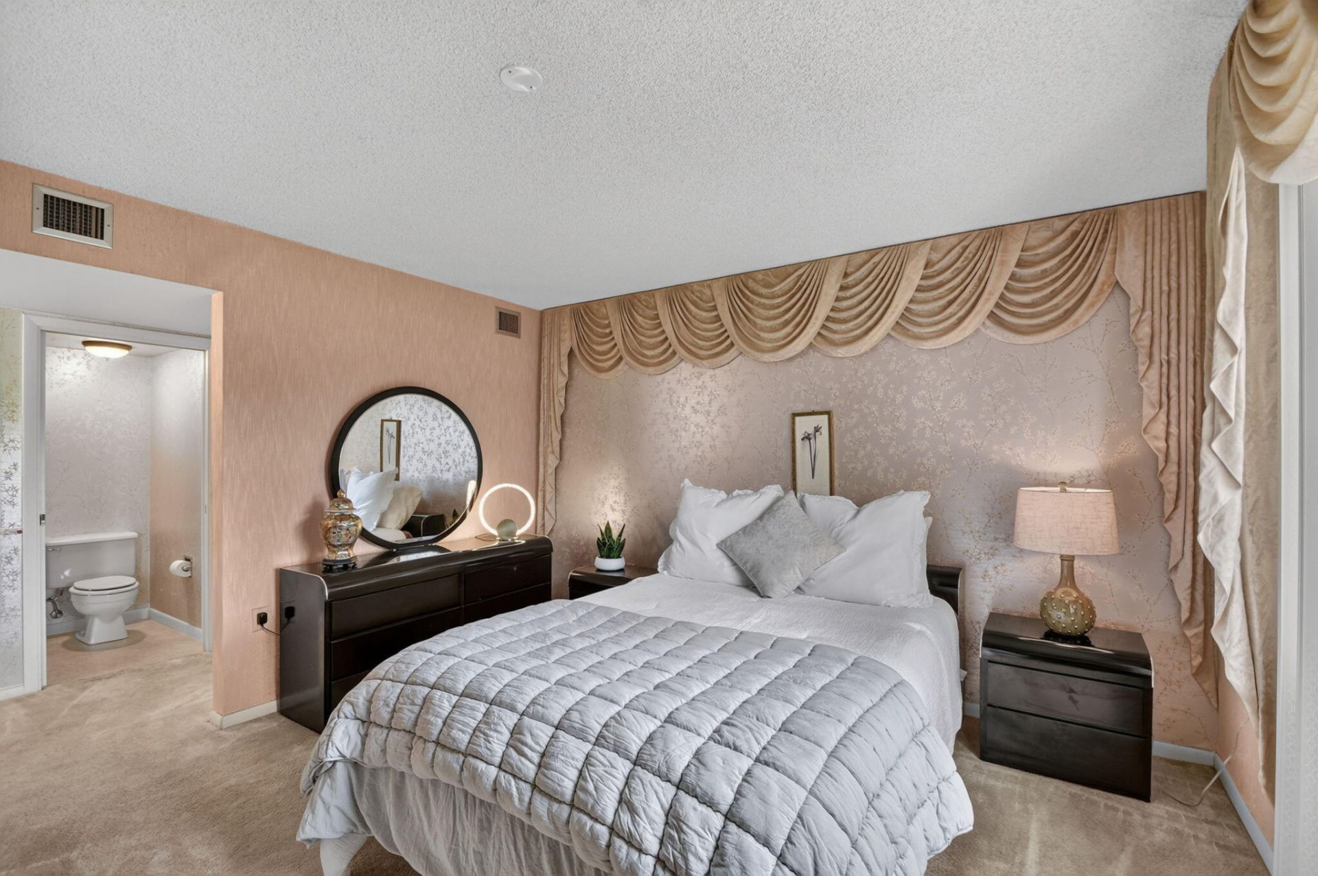 3525 Village Boulevard, Unit 205, West Palm Beach, FL 33409 Photo