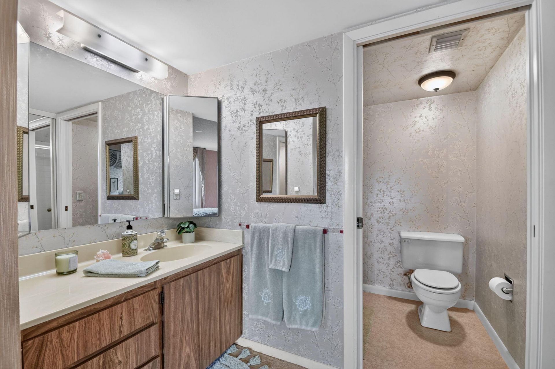 3525 Village Boulevard, Unit 205, West Palm Beach, FL 33409 Photo