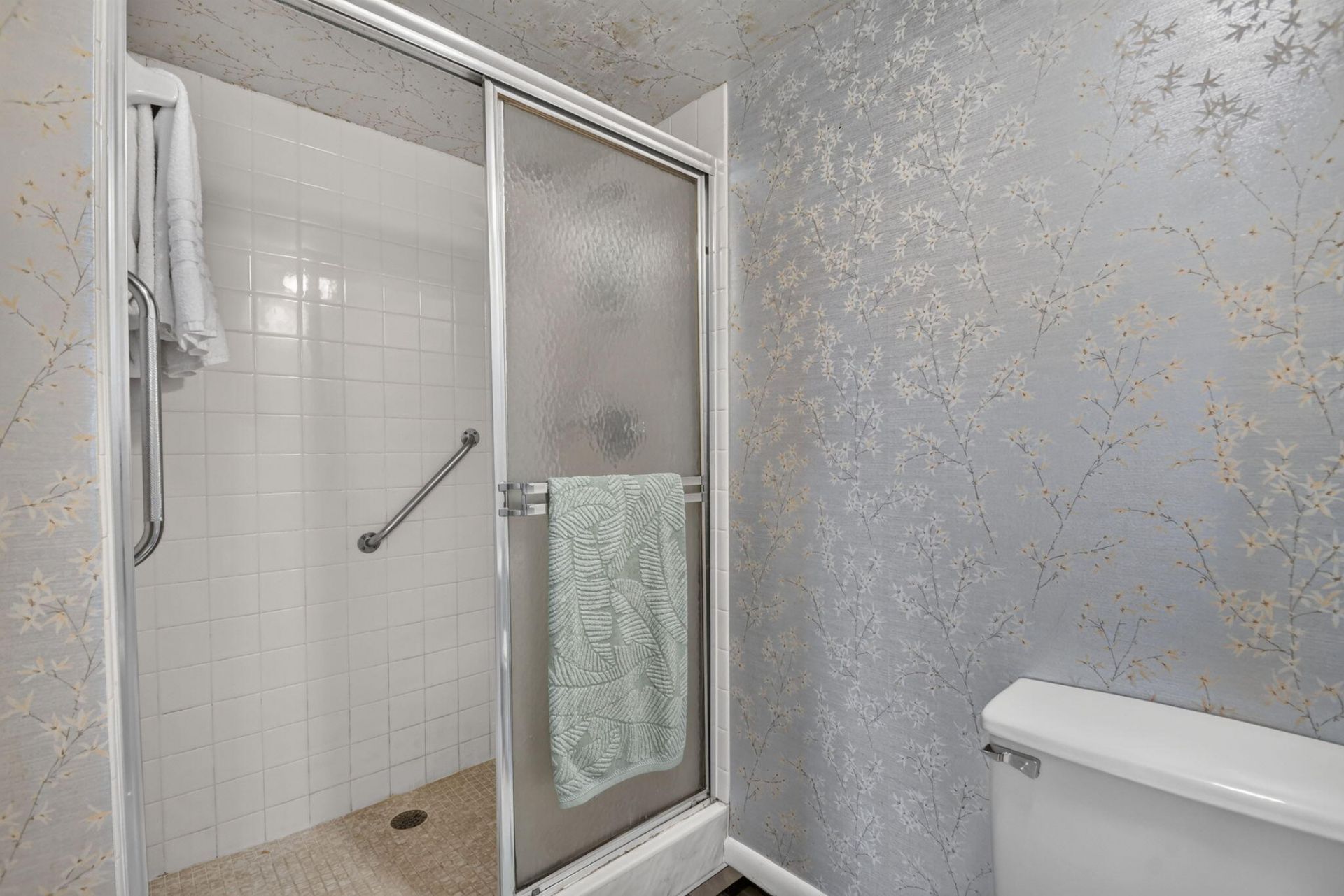 3525 Village Boulevard, Unit 205, West Palm Beach, FL 33409 Photo