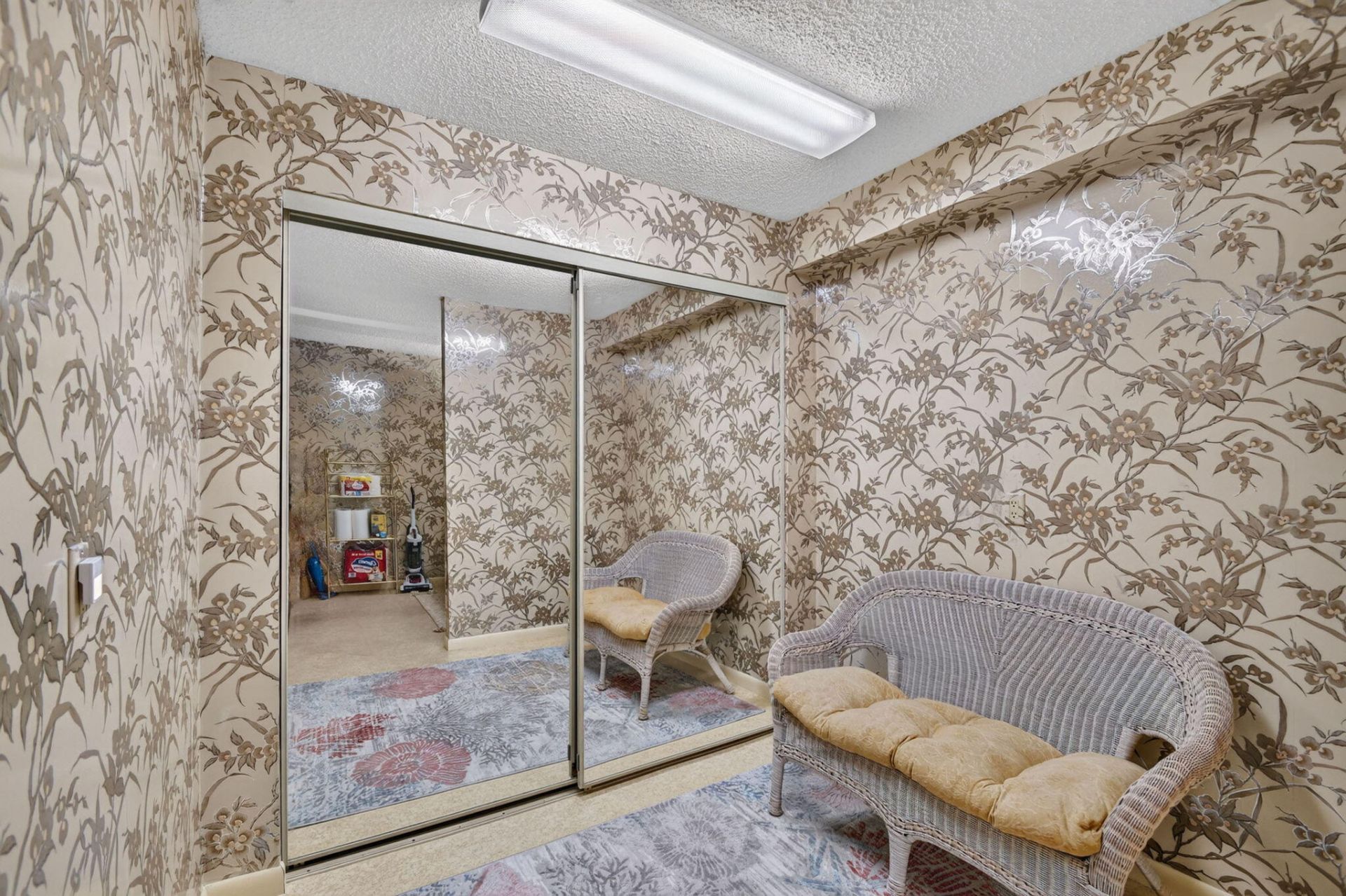 3525 Village Boulevard, Unit 205, West Palm Beach, FL 33409 Photo