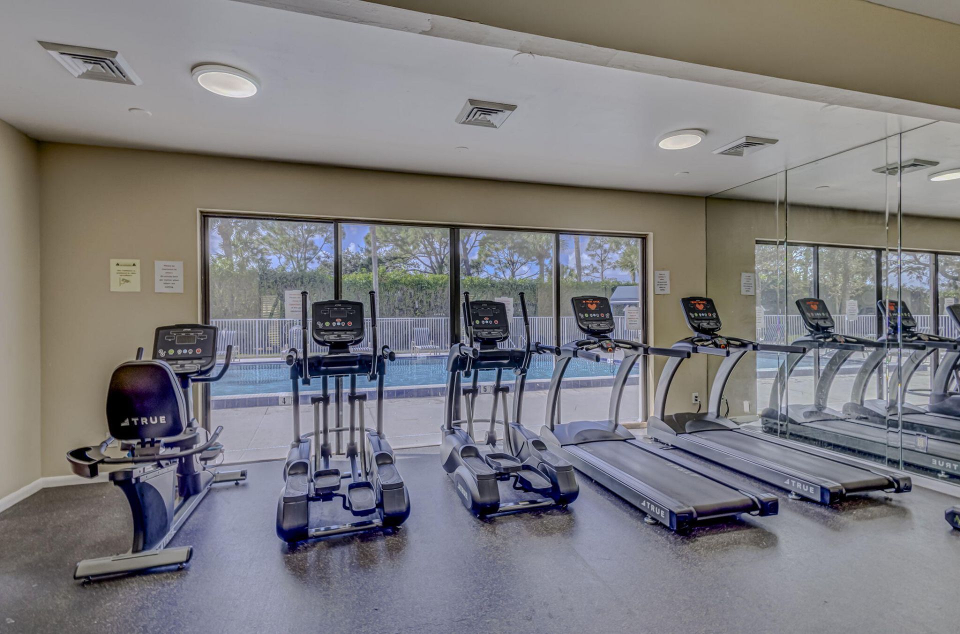 3525 Village Boulevard, Unit 205, West Palm Beach, FL 33409 Photo