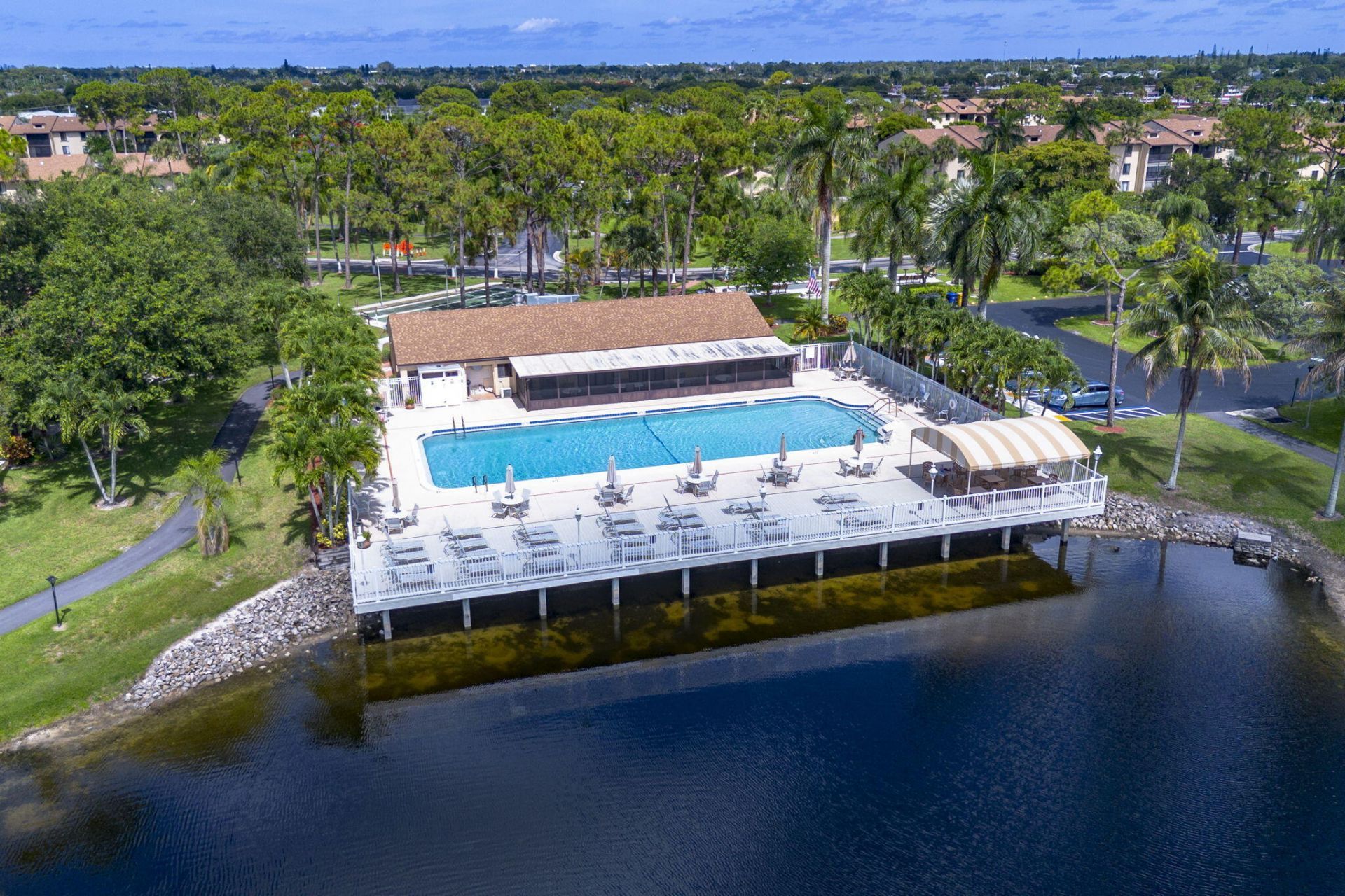 610 Sea Pine Way, Unit B2, Greenacres, FL 33415 Photo