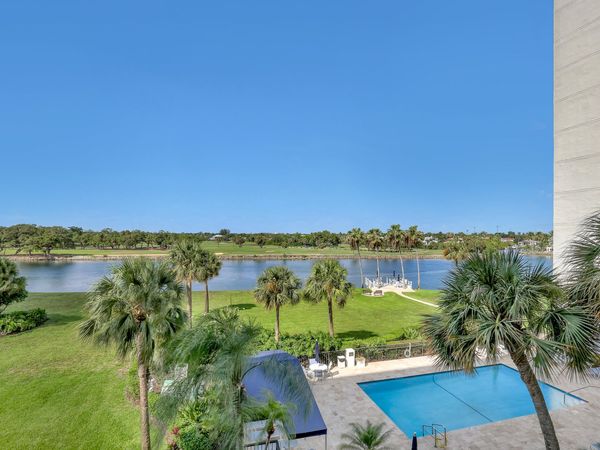 356 Golfview Road, Unit 403, North Palm Beach, FL 33408