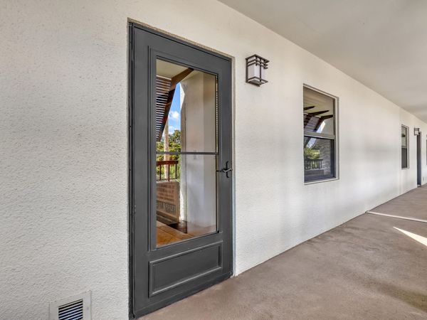 356 Golfview Road, Unit 403, North Palm Beach, FL 33408