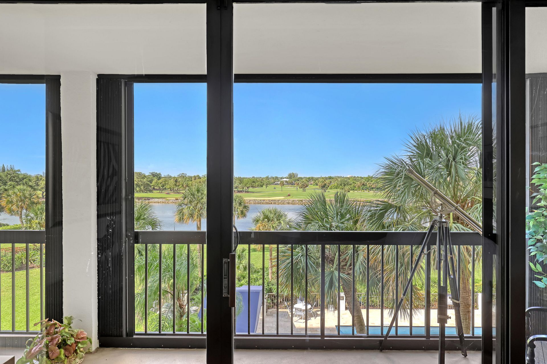356 Golfview Road, Unit 403, North Palm Beach, FL 33408 Photo