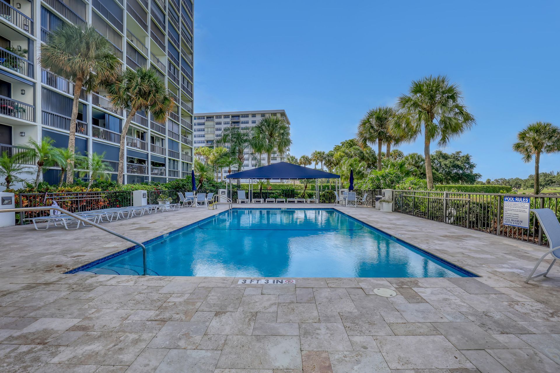356 Golfview Road, Unit 403, North Palm Beach, FL 33408 Photo