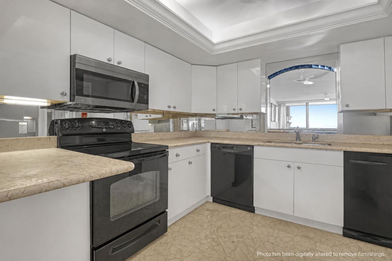 356 Golfview Road, Unit 403, North Palm Beach, FL 33408 Photo
