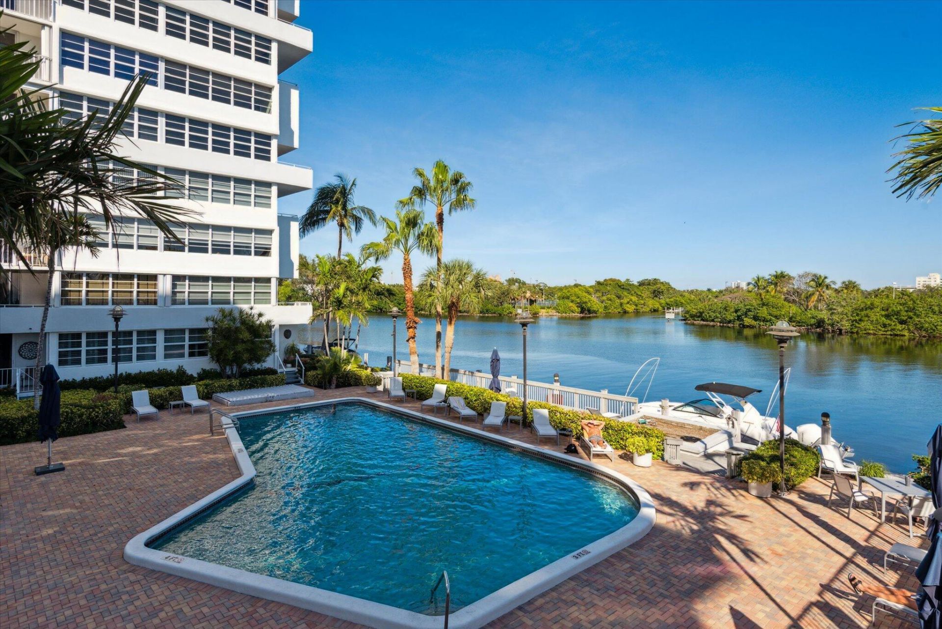 1170 N Federal Highway, Unit 309, Fort Lauderdale, FL 33304 Photo