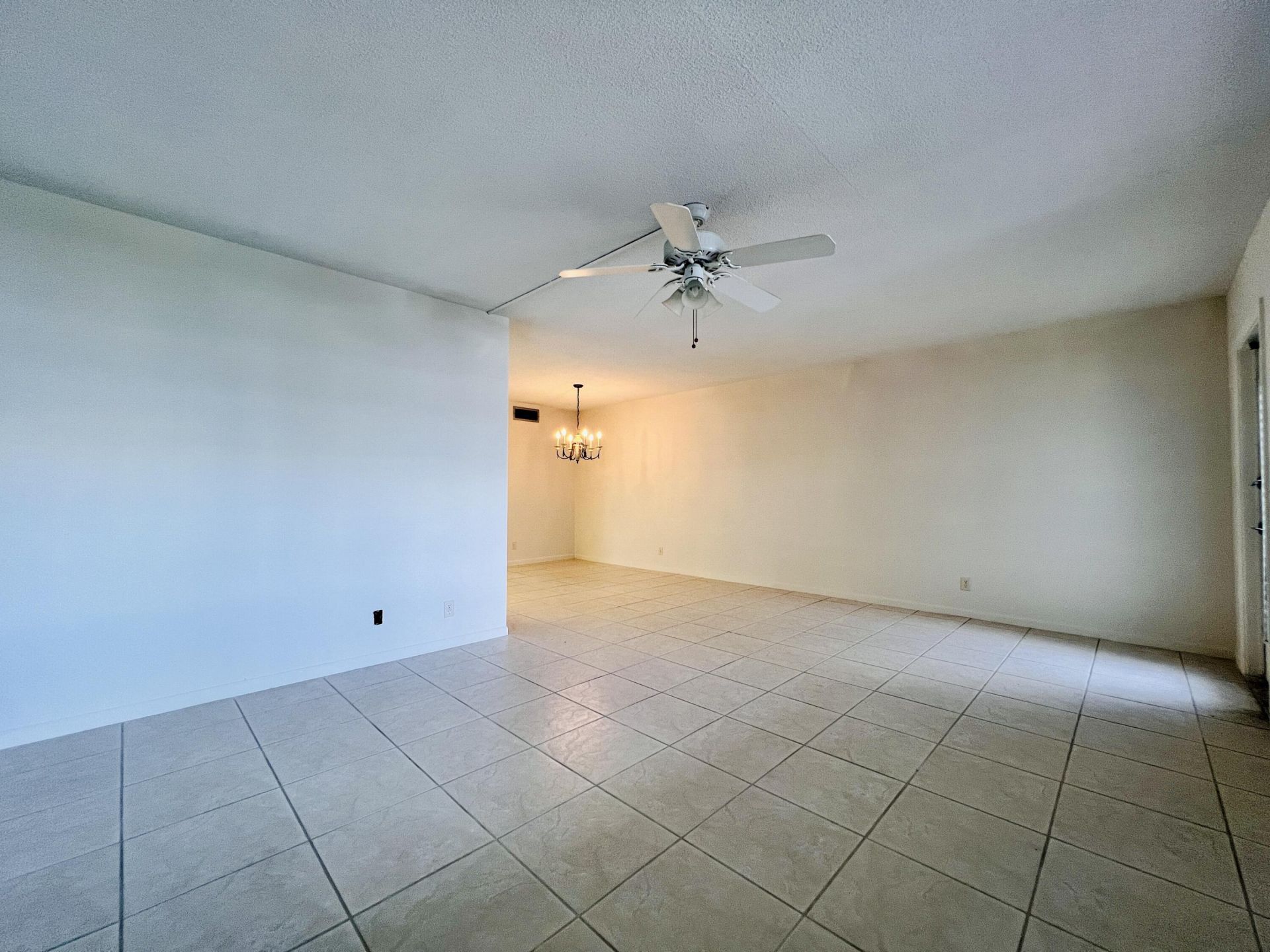 107 Wellington D, West Palm Beach, FL 33417 Photo