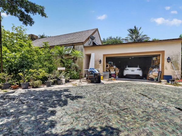 6022 Western Way, Lake Worth, FL 33463