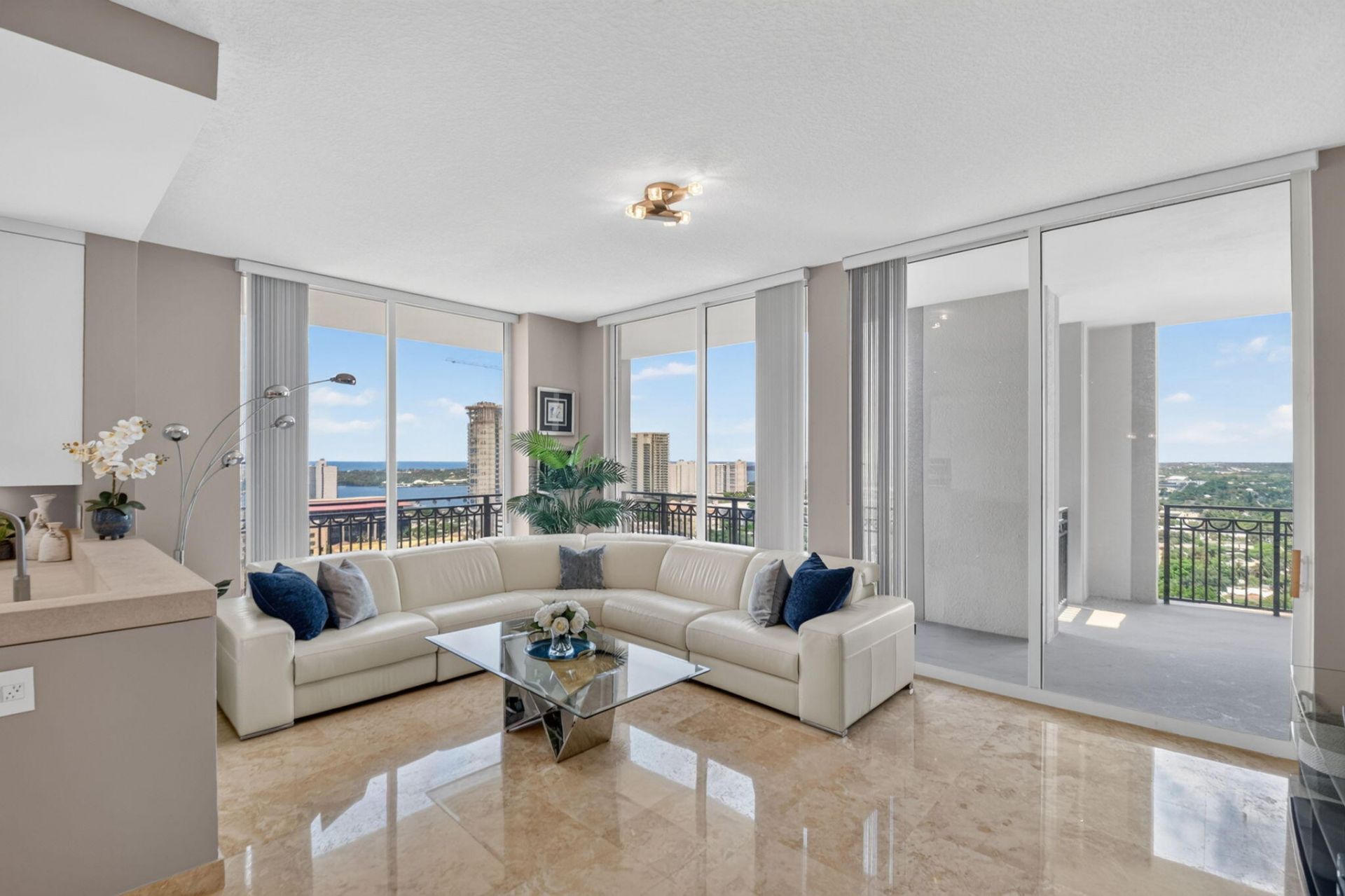 550 Okeechobee Boulevard, Unit Lph-23, West Palm Beach, FL 33401 Photo