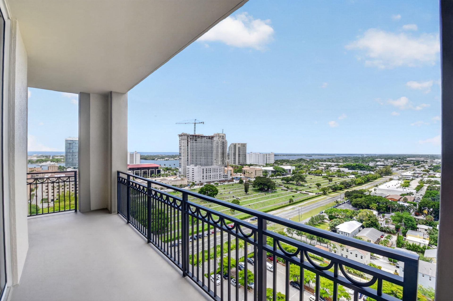 550 Okeechobee Boulevard, Unit Lph-23, West Palm Beach, FL 33401 Photo