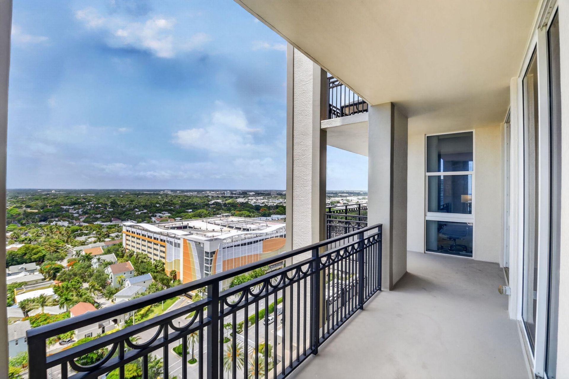 550 Okeechobee Boulevard, Unit Lph-23, West Palm Beach, FL 33401 Photo