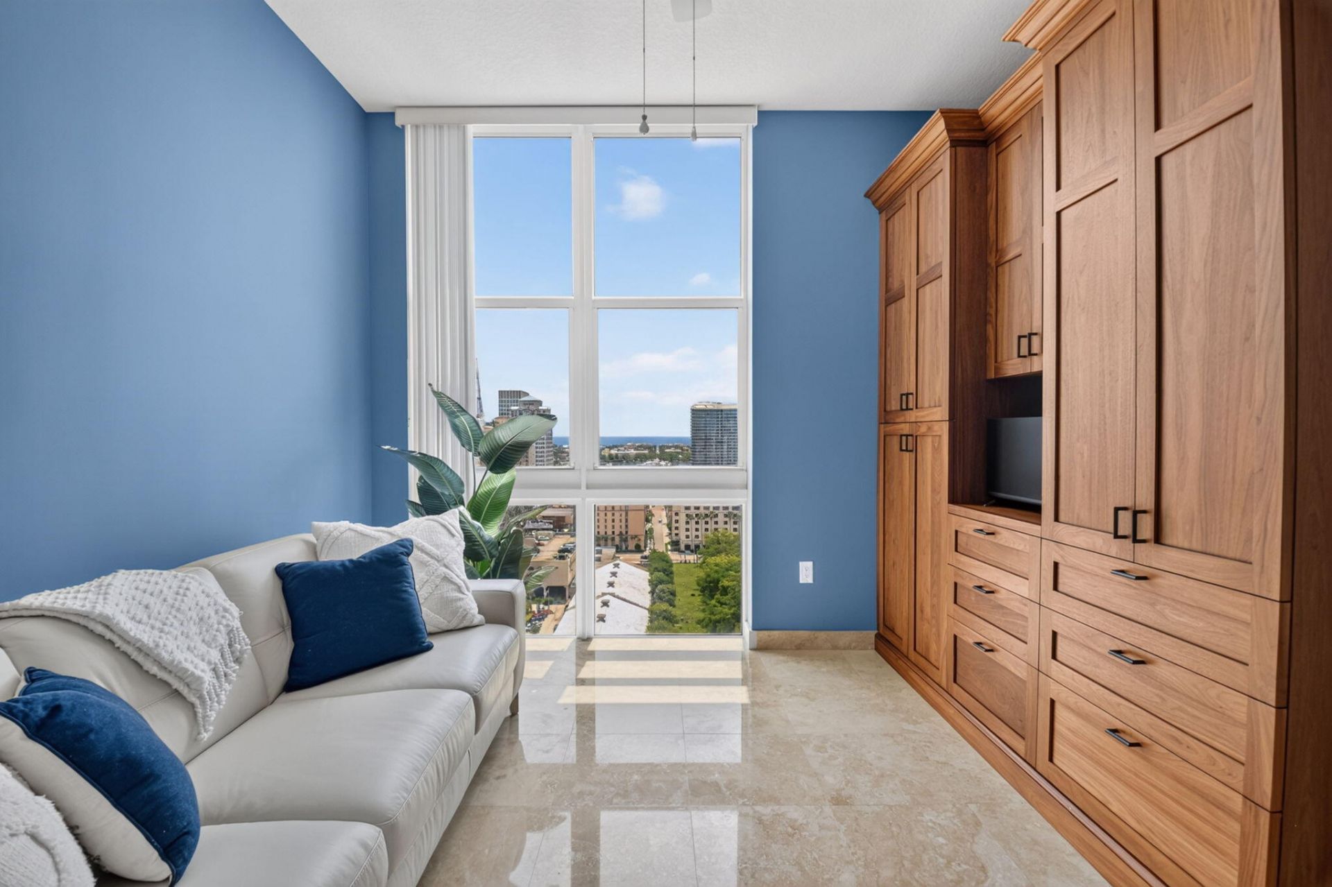 550 Okeechobee Boulevard, Unit Lph-23, West Palm Beach, FL 33401 Photo