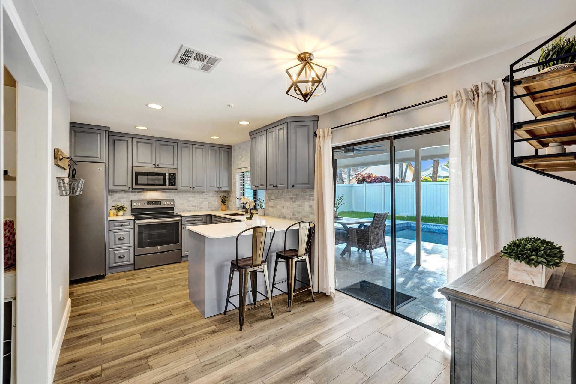 800 Blue Ridge Way, Davie, FL 33325 Photo
