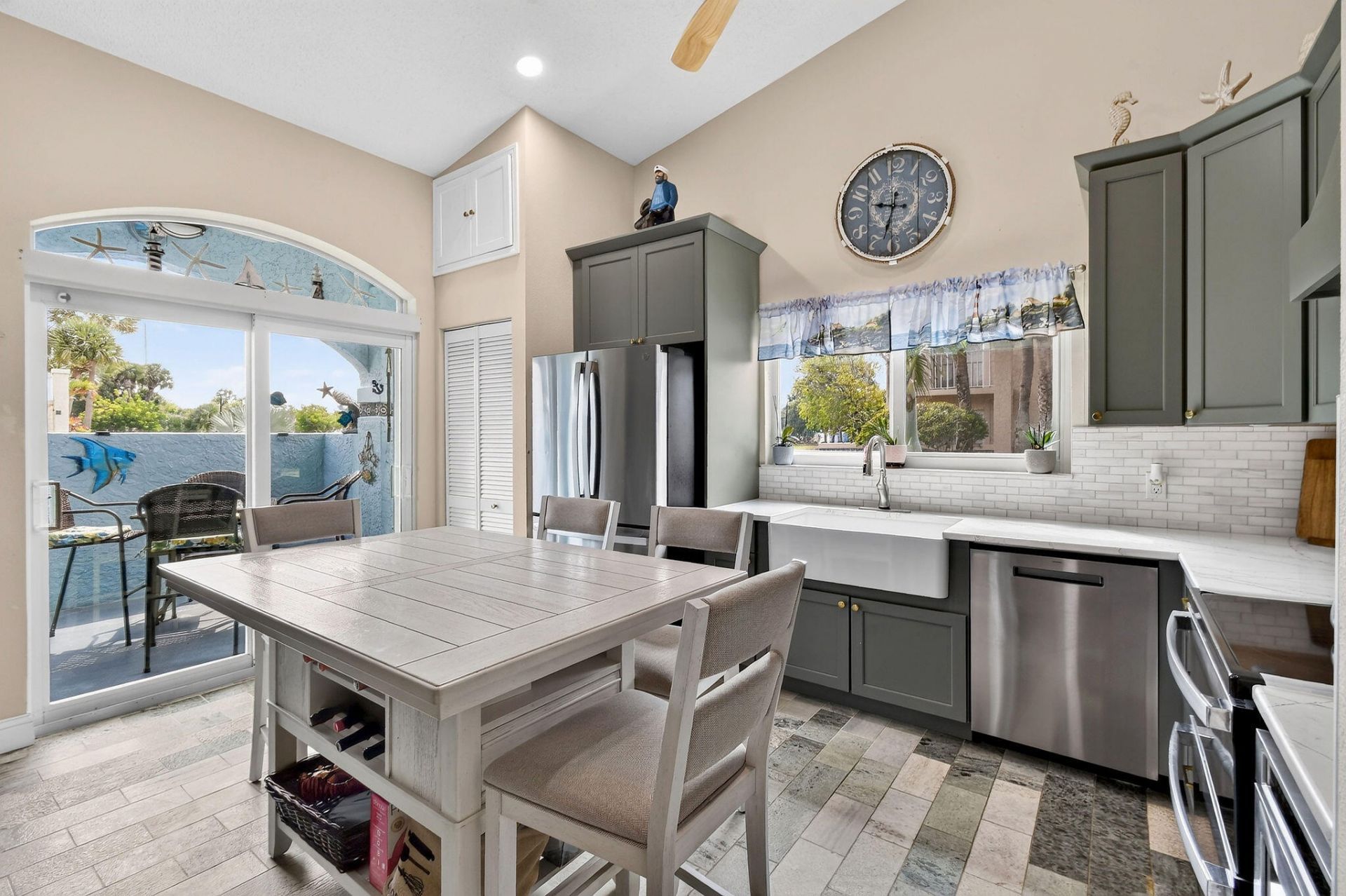 1646 SE Green Acres Circle, Unit F101, Port Saint Lucie, FL 34952 Photo