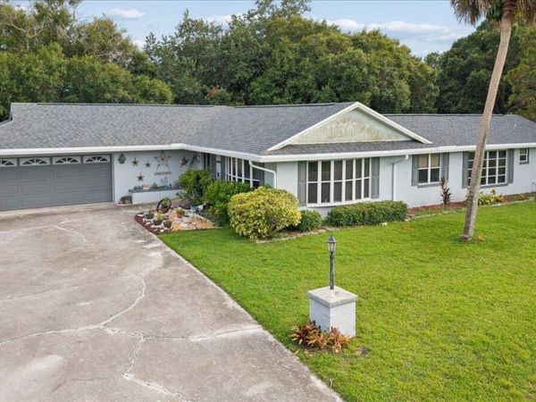 5803 Green Dolphin Street, Fort Pierce, FL 34951