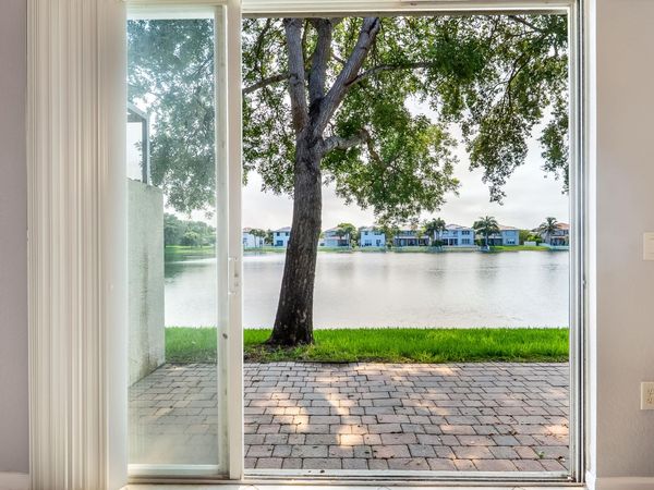4360 SW 125th Lane, Miramar, FL 33027