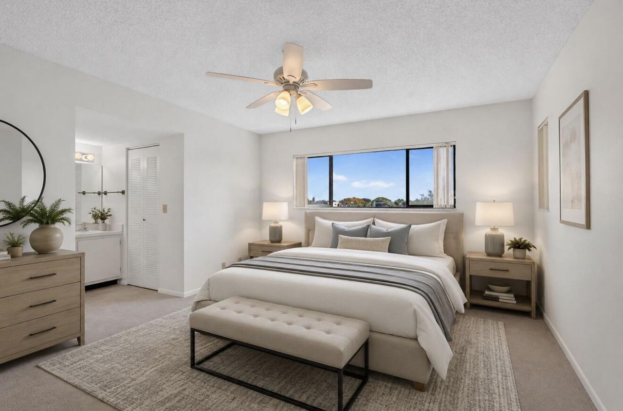 5340 Las Verdes Circle, Unit 307, Delray Beach, FL 33484 Photo