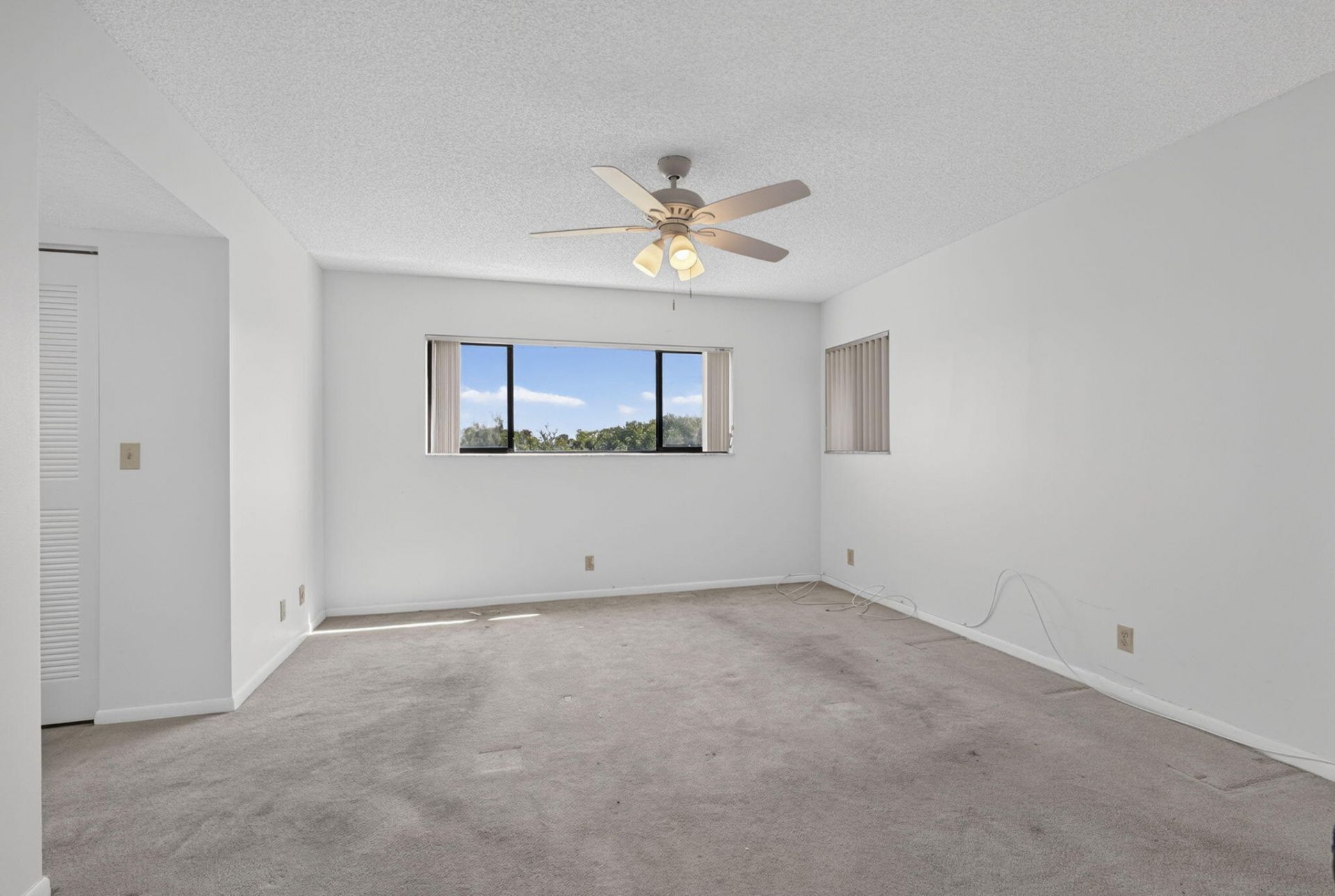 5340 Las Verdes Circle, Unit 307, Delray Beach, FL 33484 Photo