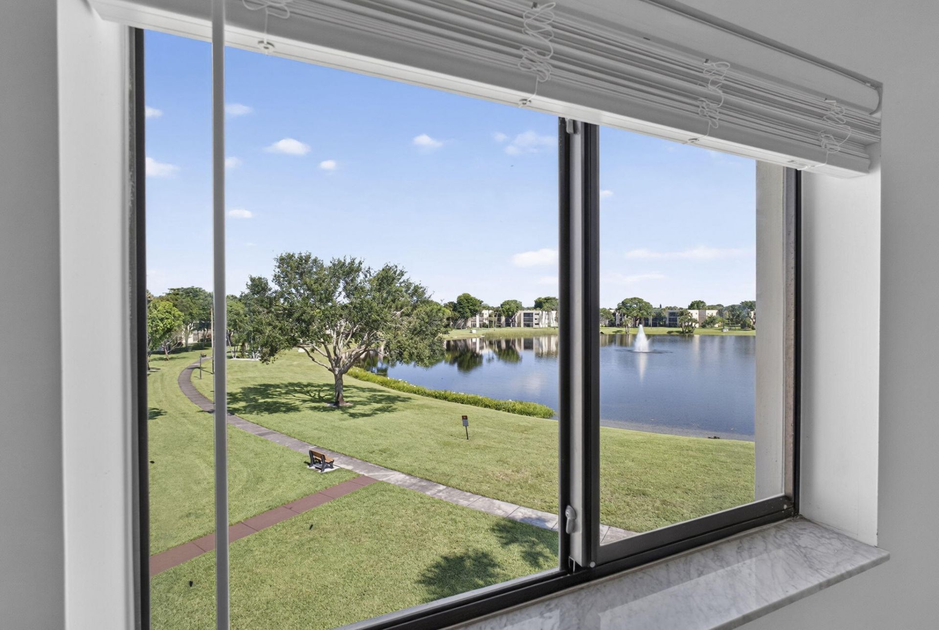 5340 Las Verdes Circle, Unit 307, Delray Beach, FL 33484 Photo