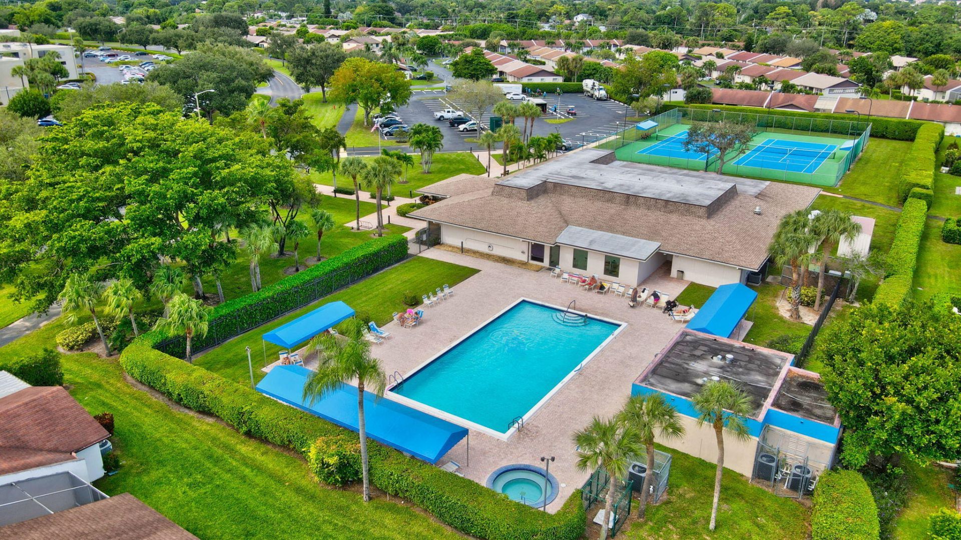 5340 Las Verdes Circle, Unit 307, Delray Beach, FL 33484 Photo
