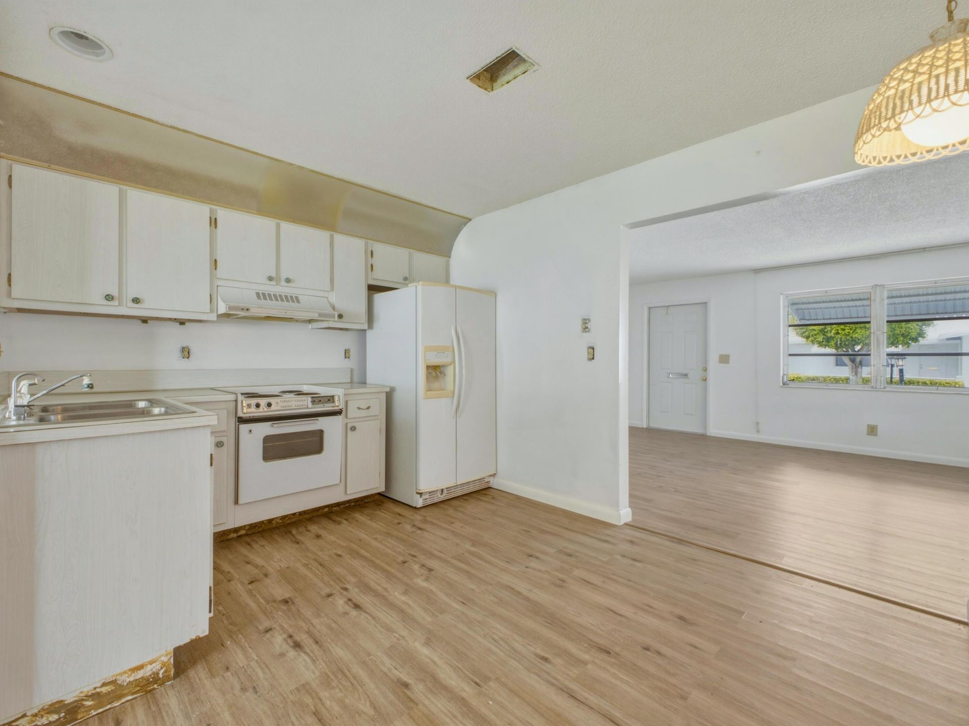 1012 SW 17th Street, Boynton Beach, FL 33426 Photo