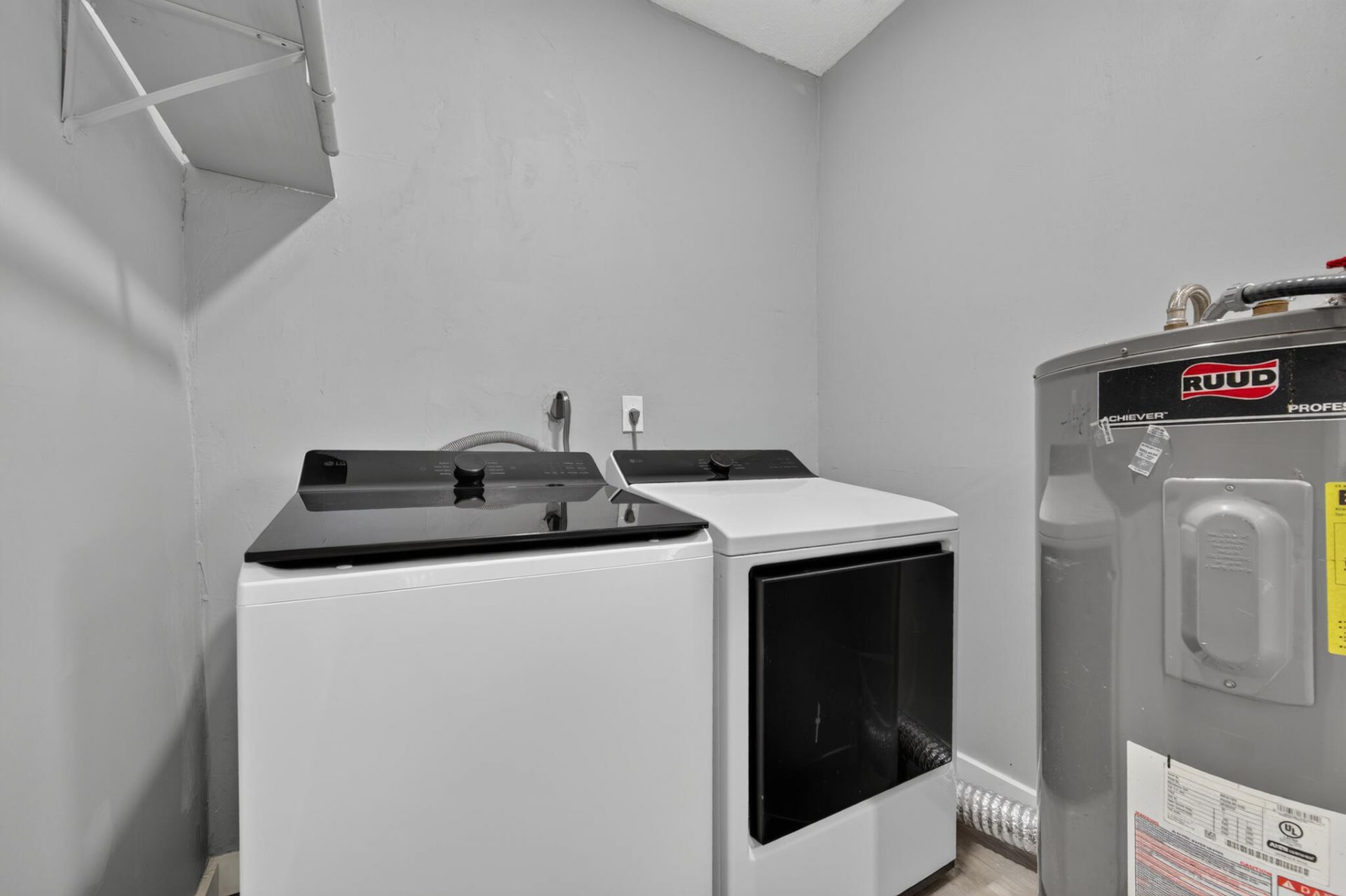 24 NW Avenue I, Belle Glade, FL 33430 Photo