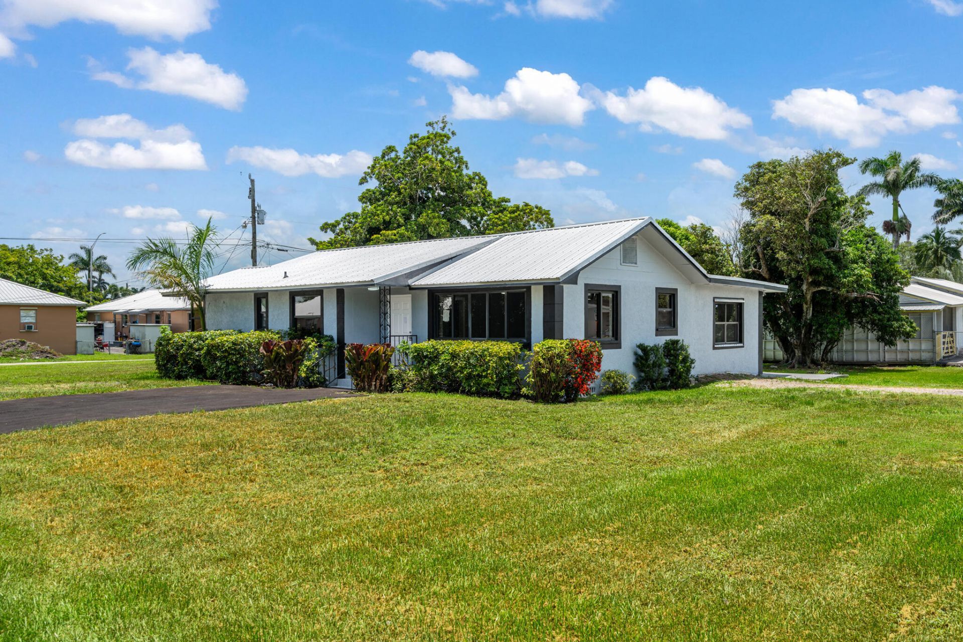 24 NW Avenue I, Belle Glade, FL 33430 Photo
