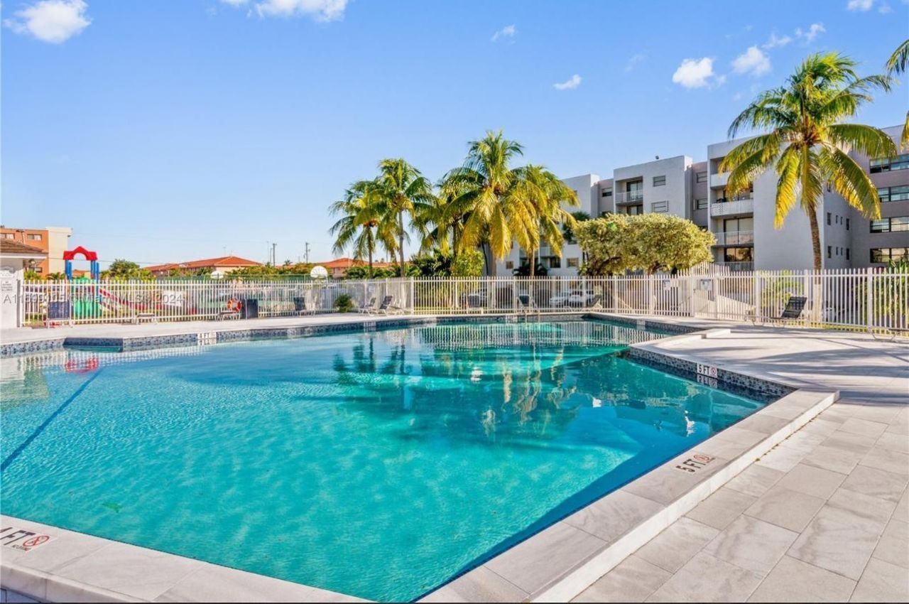 8145 NW 7th Street, Unit 208, Miami, FL 33126 Photo