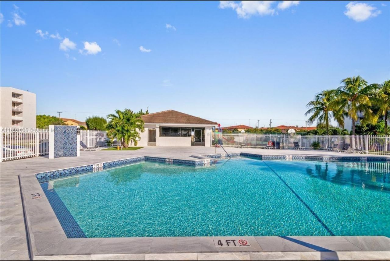 8145 NW 7th Street, Unit 208, Miami, FL 33126 Photo
