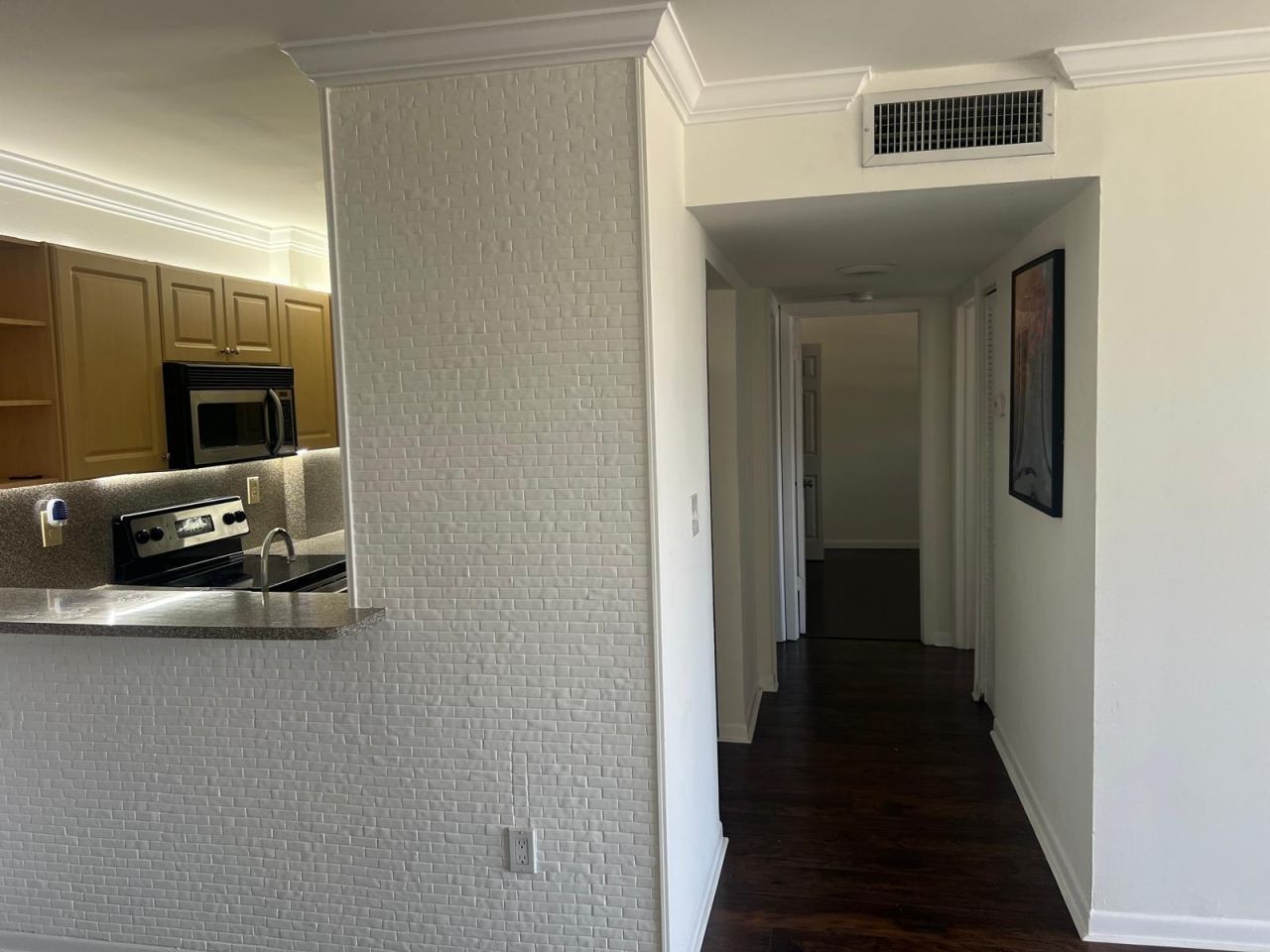 8145 NW 7th Street, Unit 208, Miami, FL 33126 Photo