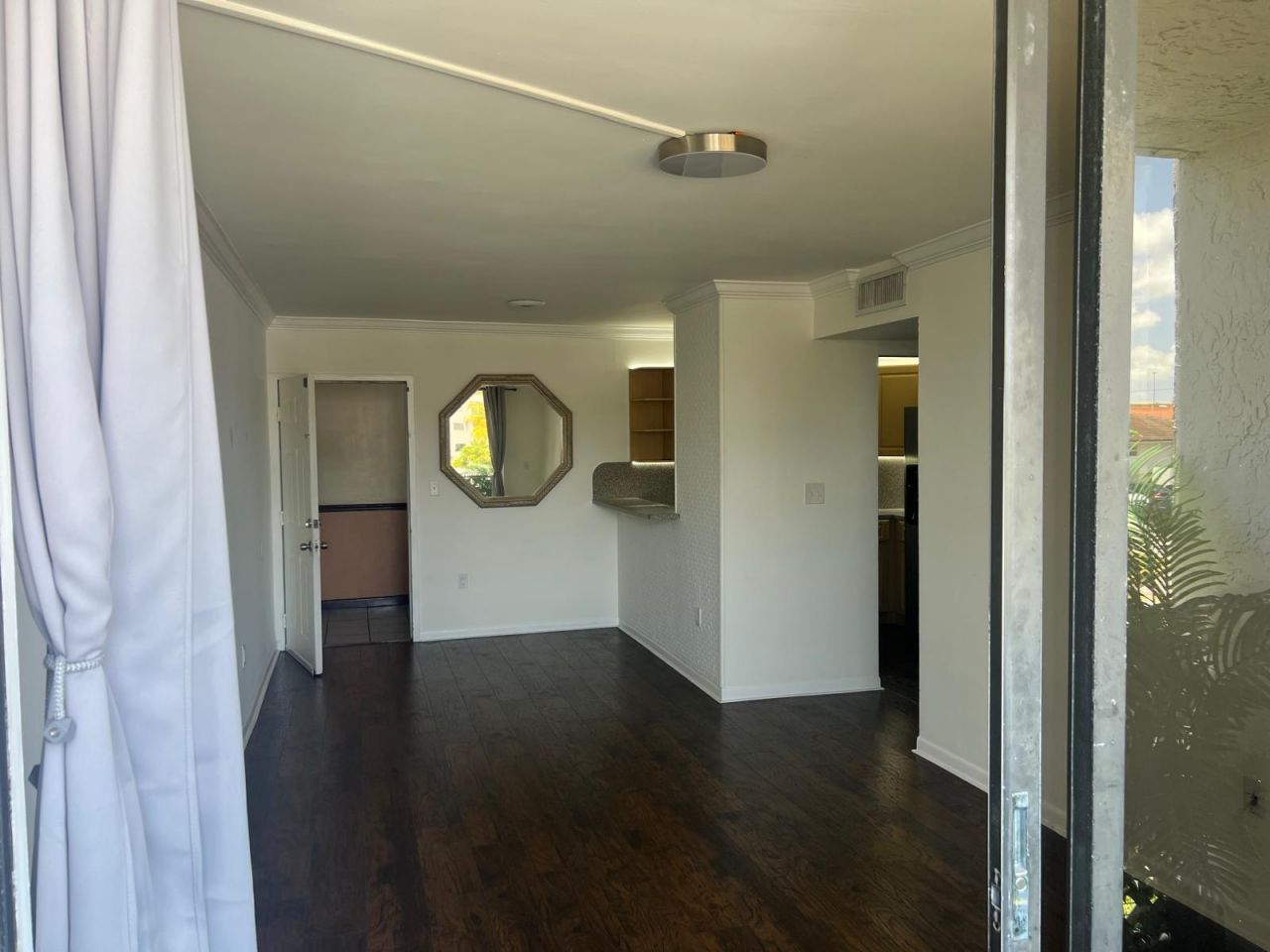8145 NW 7th Street, Unit 208, Miami, FL 33126 Photo