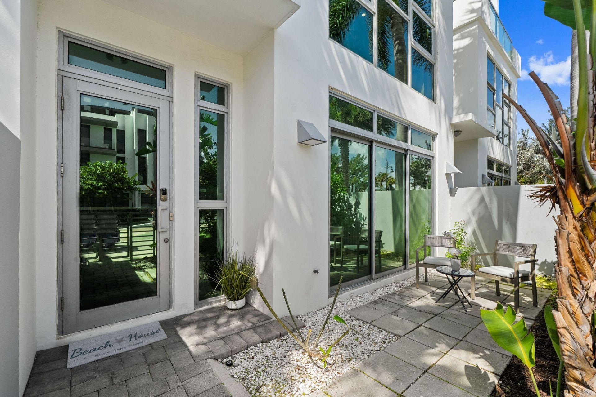 705 Briny Avenue, Pompano Beach, FL 33062 Photo