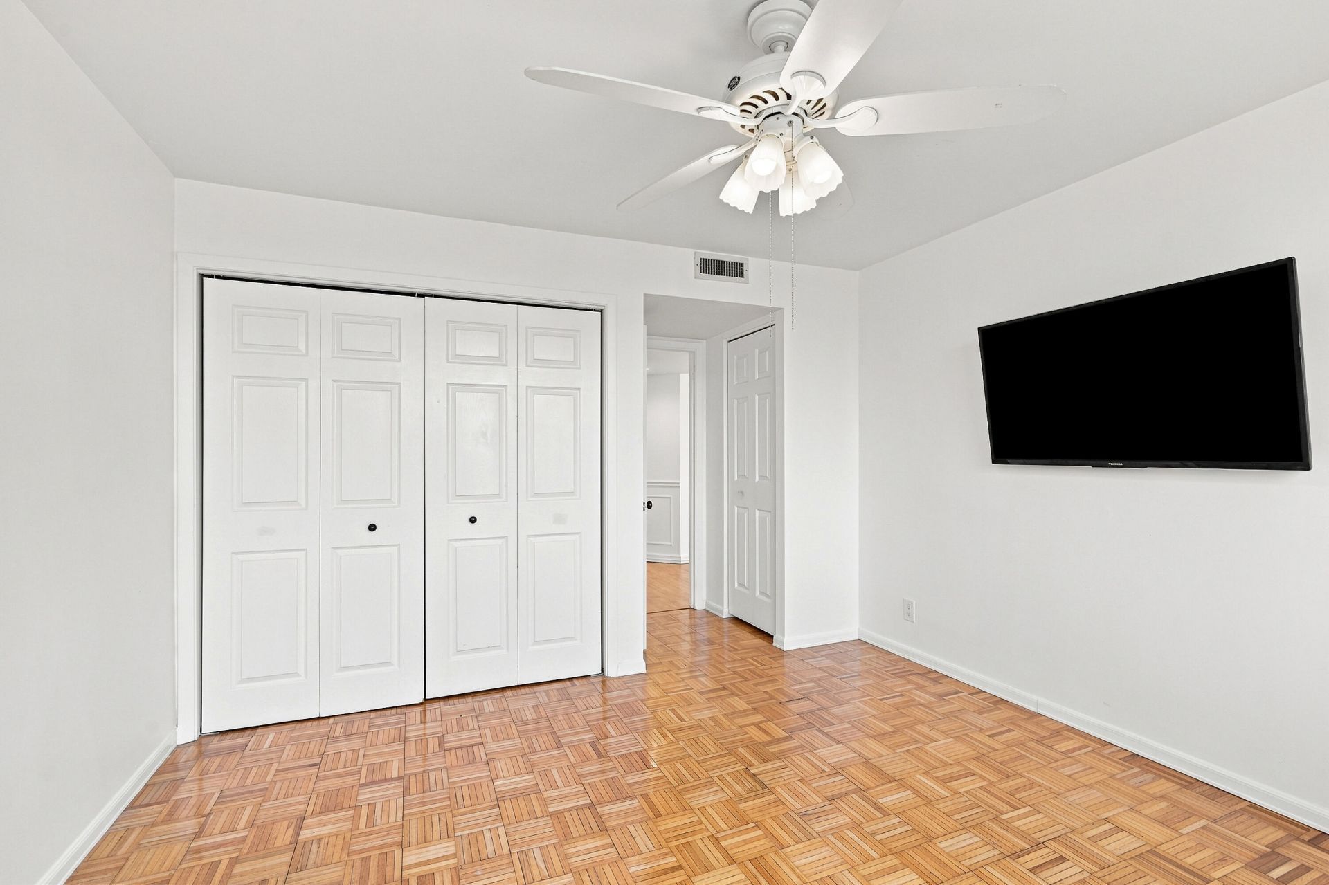 1500 Presidential Way, Unit 704, West Palm Beach, FL 33401 Photo